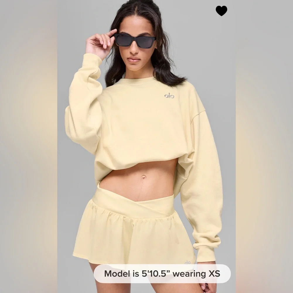 Alo Yoga NWT Accolade Crew Neck Pullover Candlelight Yellow Size M